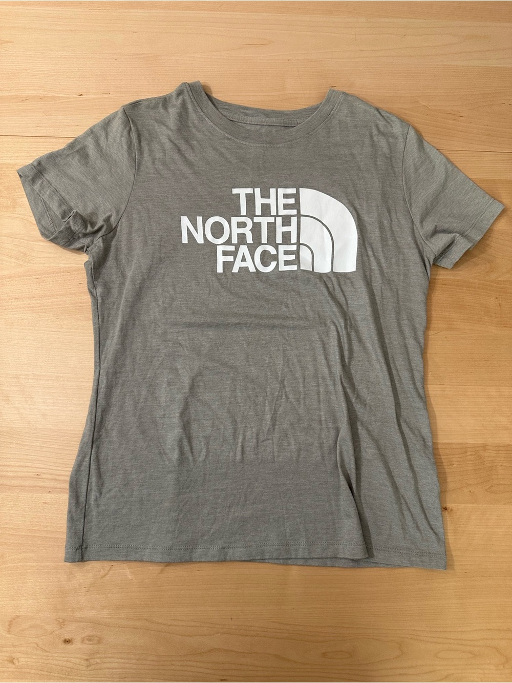 The North Face Women's Gray Logo Short Sleeve Tee size Large